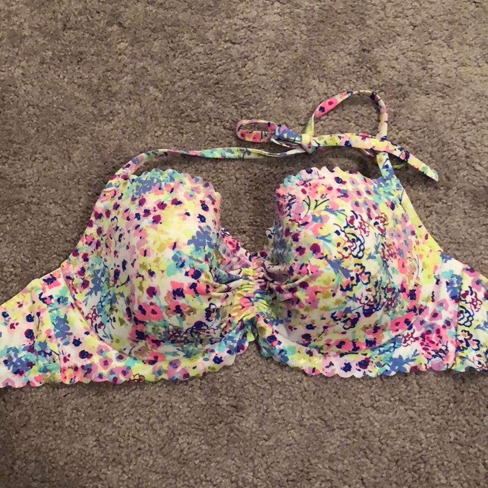 Victoria’s Secret bathing suit top